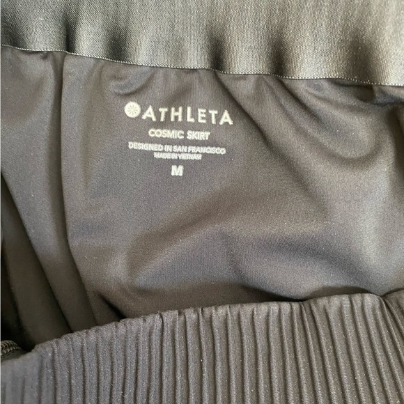 Athleta Cosmic Stretch Tech Skirt - Picture 4 of 6